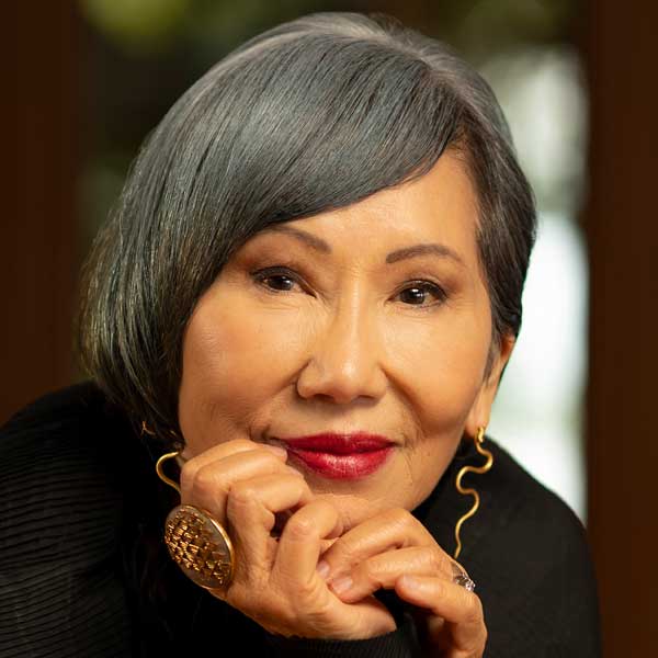 Amy Tan